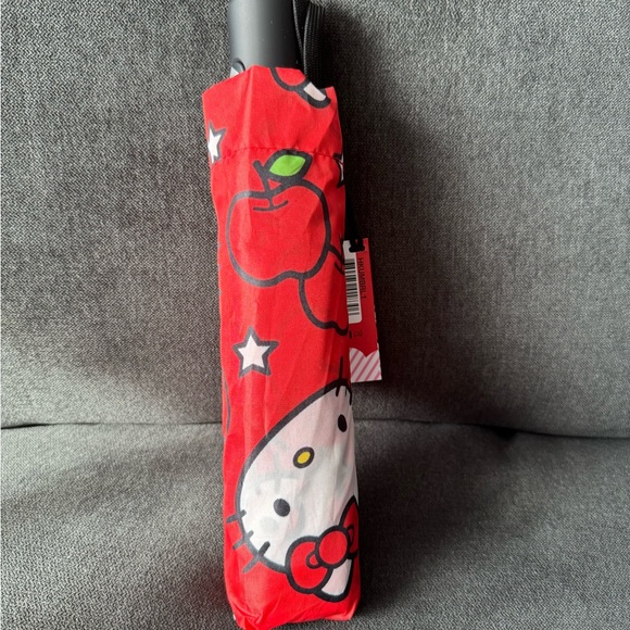 Hello Kitty Umbrella - Picture 4 of 4